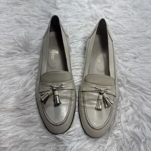 Vintage 1980's BALLYS Italy Tassel Loafers Women's Size 10 Cream Color Retro